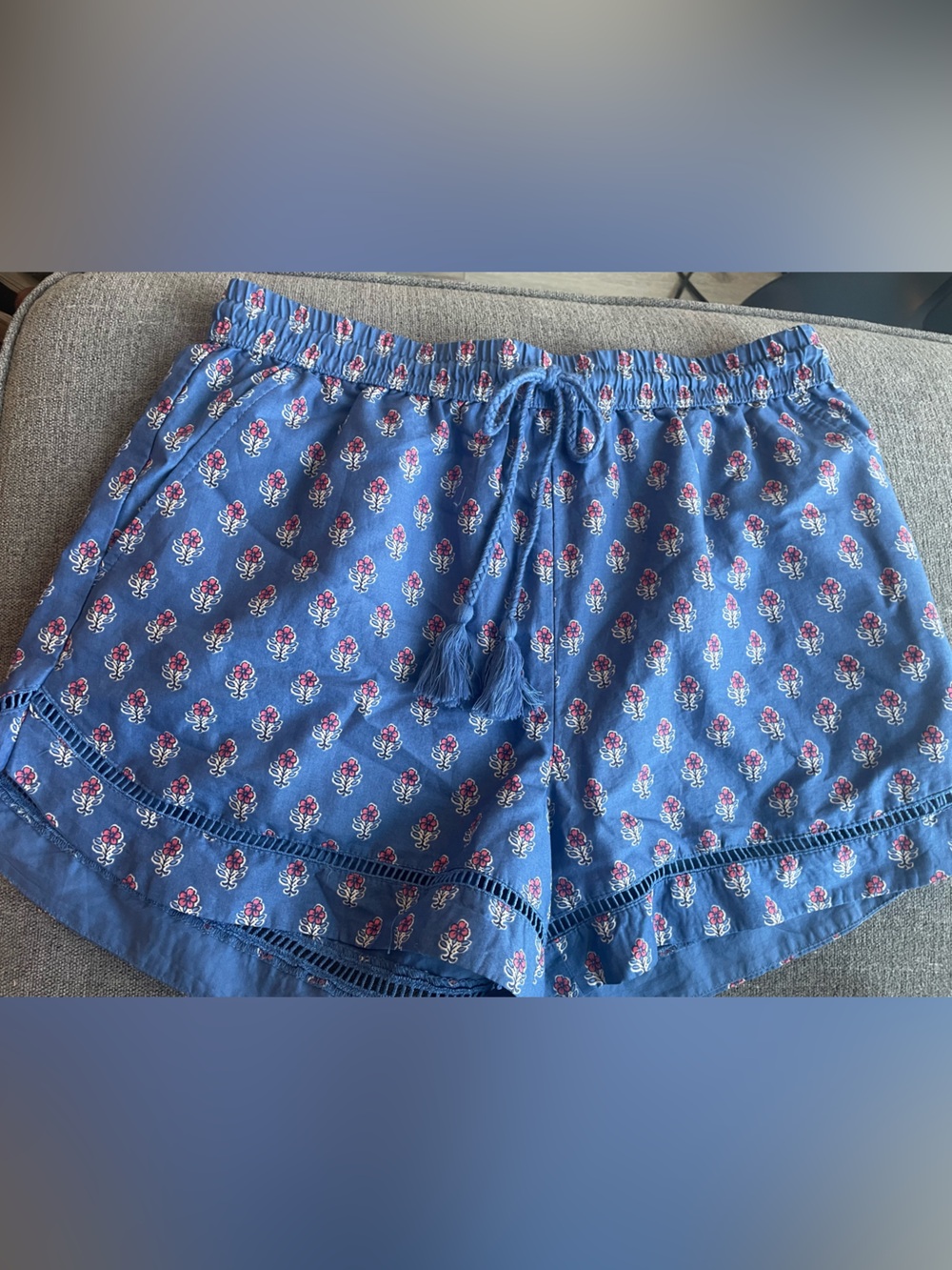 Target Blue Printed Tassel Tie-Front Shorts Womens size small